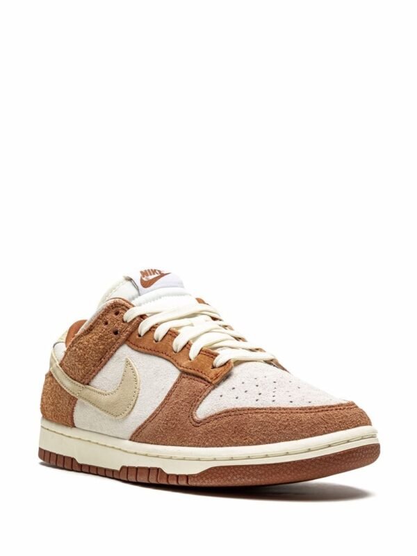 Nike Dunk Low Medium Curry - Image 2