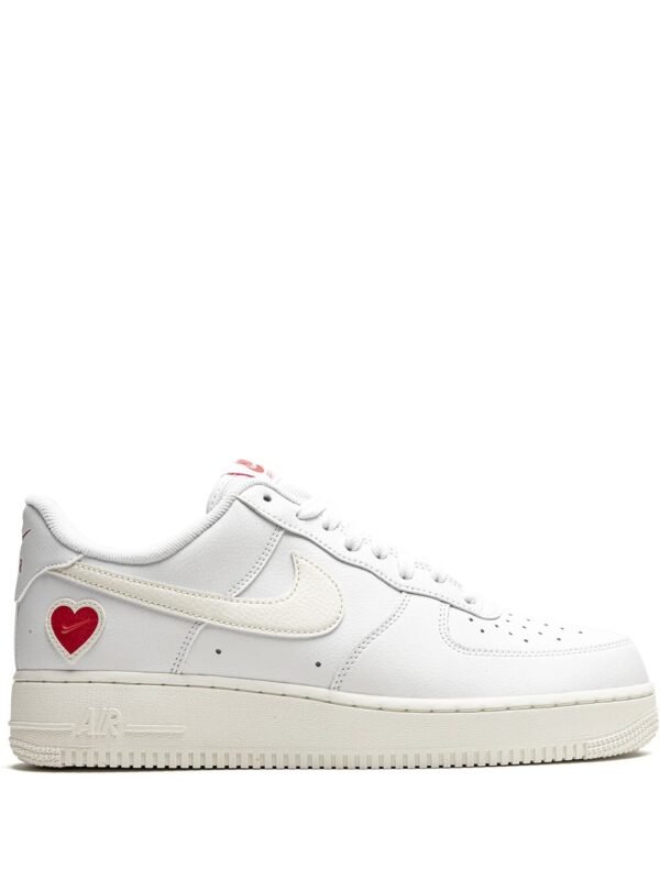 Nike Air Force 1 Low Valentine's Day (2021)