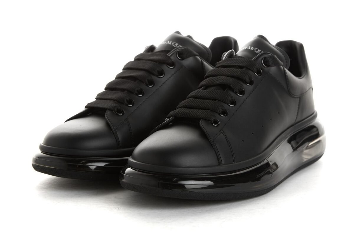 Alexander McQueen Oversized Black Shiny Sole - Image 2