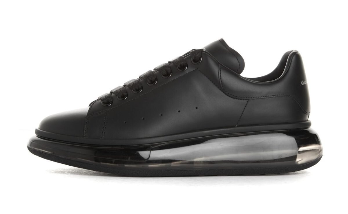 Alexander McQueen Oversized Black Shiny Sole - Image 3