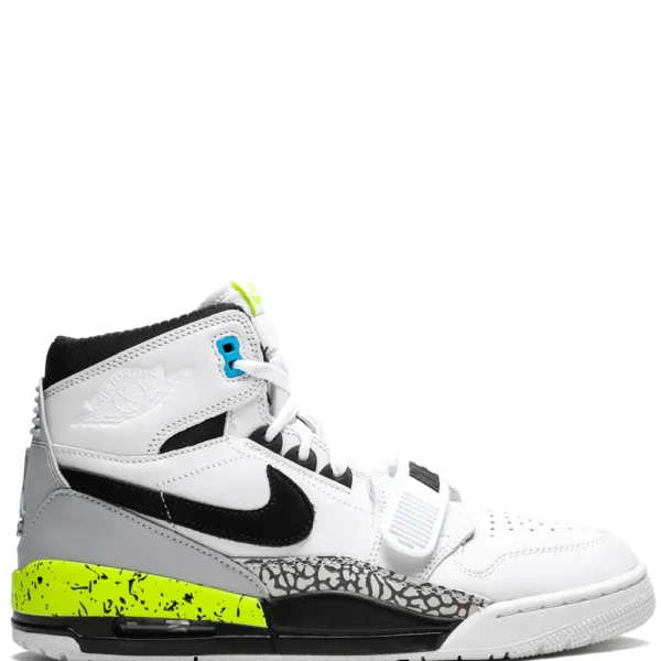 Jordan Legacy 312 Command Force Volt