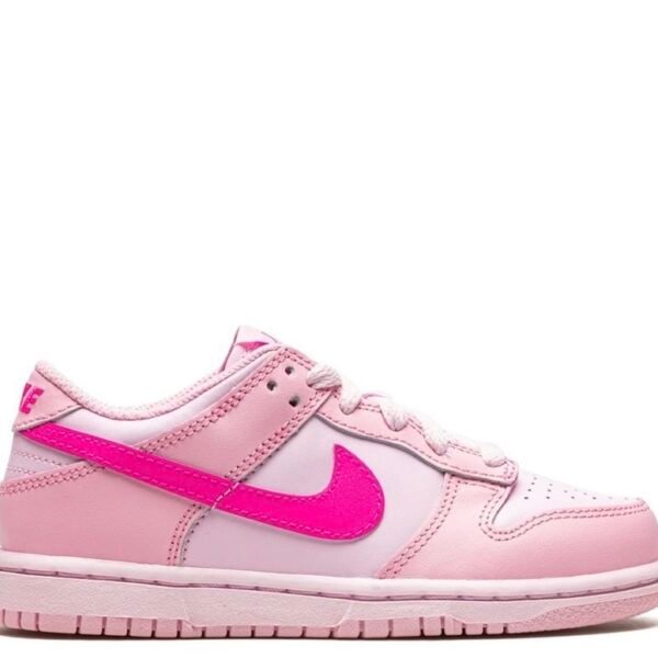 Nike Dunk Low Triple Pink