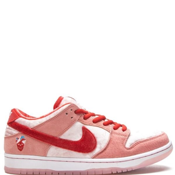 Nike SB Dunk Low StrangeLove Skateboards