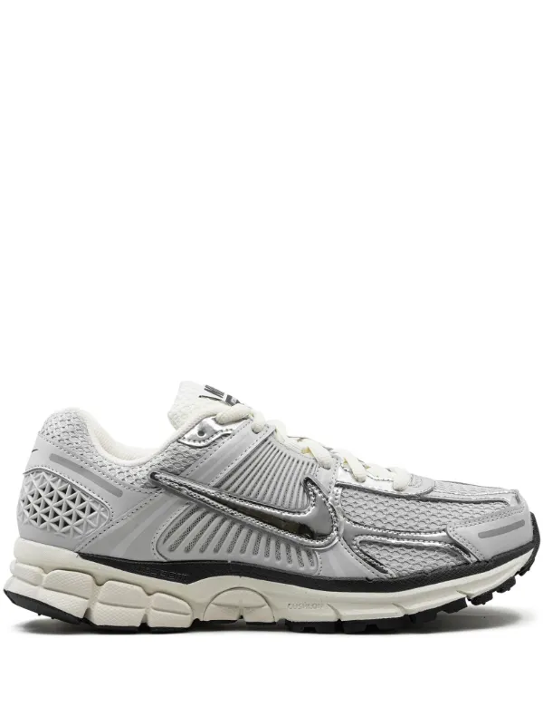 Nike Zoom Vomero 5 Photon Dust Metallic Silver
