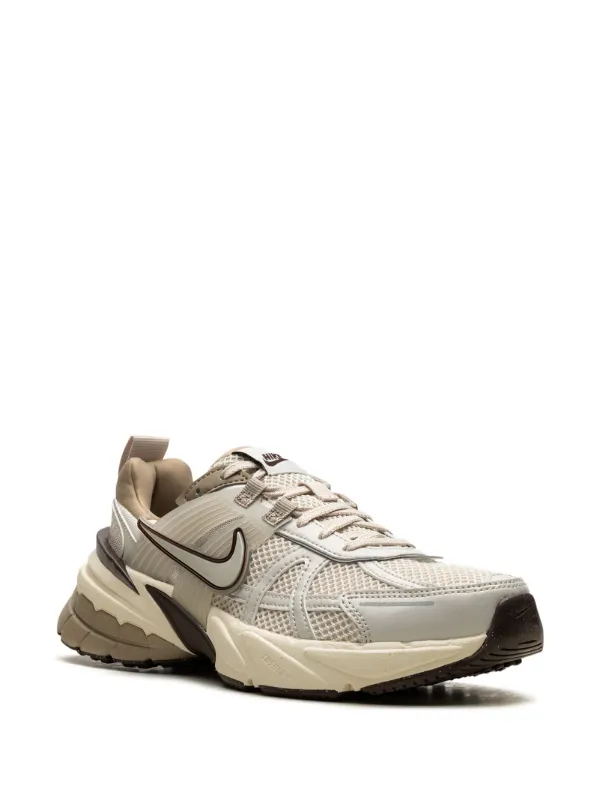 Nike V2K Run Light Orewood Brown - Image 2