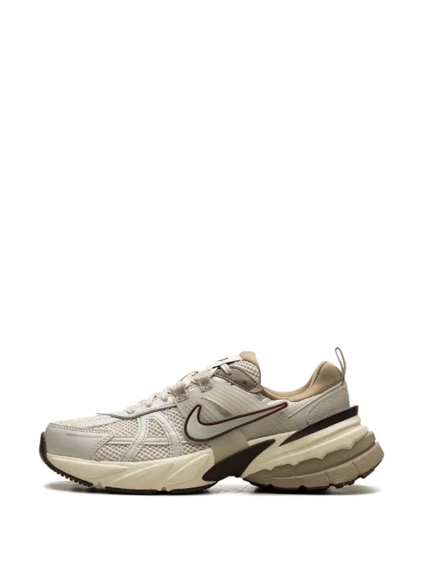 Nike V2K Run Light Orewood Brown - Image 4