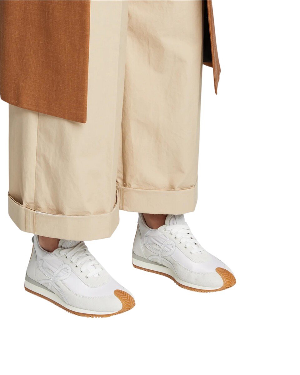 Loewe Flow Runner Low White Light Grey Gum - Image 6